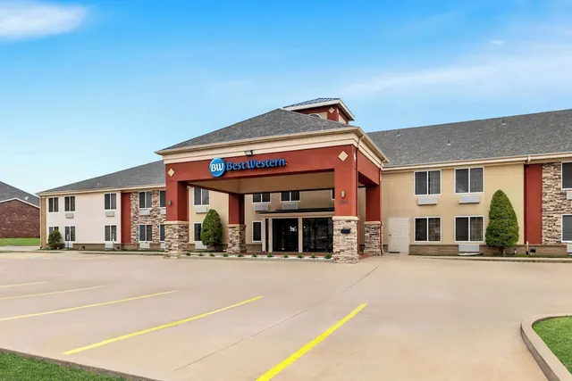 Photo 1 - Best Western Kenosha Inn