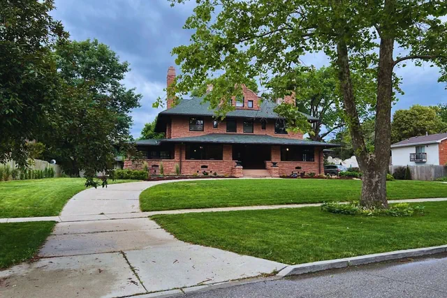 Photo 1 - Martha's Bed and Breakfast