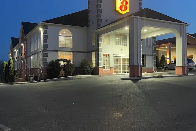 Photo 1 - Super 8 by Wyndham Harrisburg Hershey North