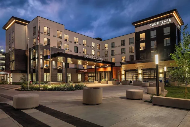 Photo 1 - Courtyard by Marriott St. Paul Downtown