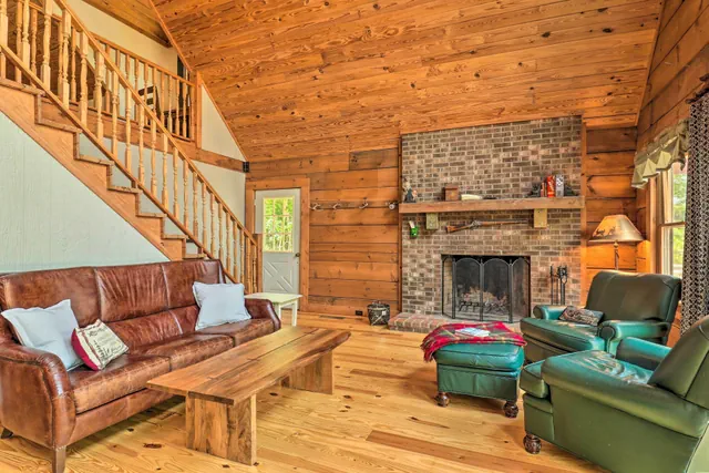 Photo 1 - Gorgeous Cabin Retreat on Lake Lanier!
