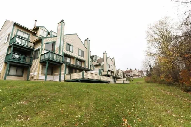 Photo 1 - Seven Springs 2 BR Deluxe Condo with Mountain Views by RedAwning