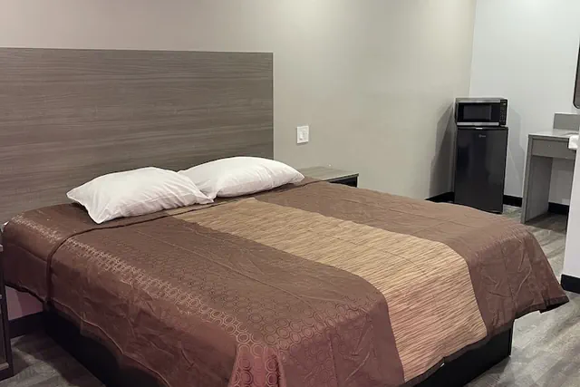 Photo 1 - Welcome Inn & Suites