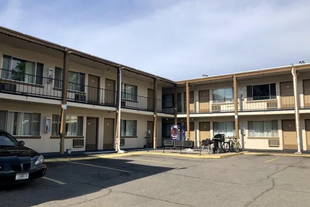 Photo 1 - Imperial Inn