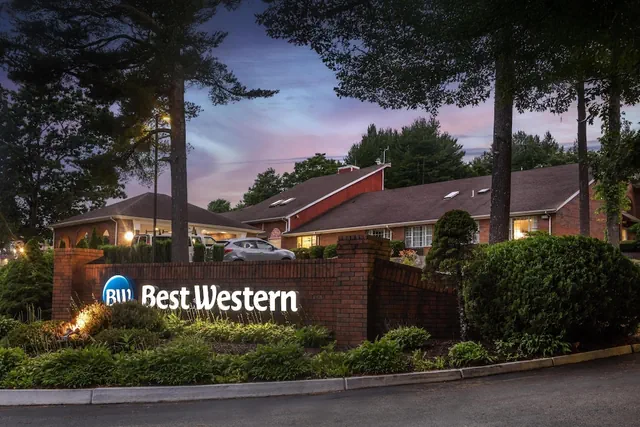 Photo 1 - Best Western West Greenwich Inn