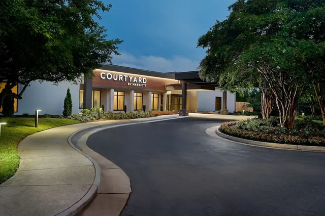 Photo 1 - Courtyard by Marriott Charlottesville