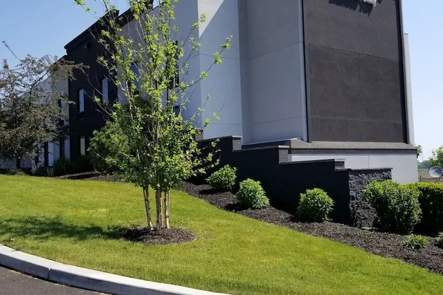 Photo 1 - Holiday Inn & Suites Syracuse Airport - Liverpool by IHG