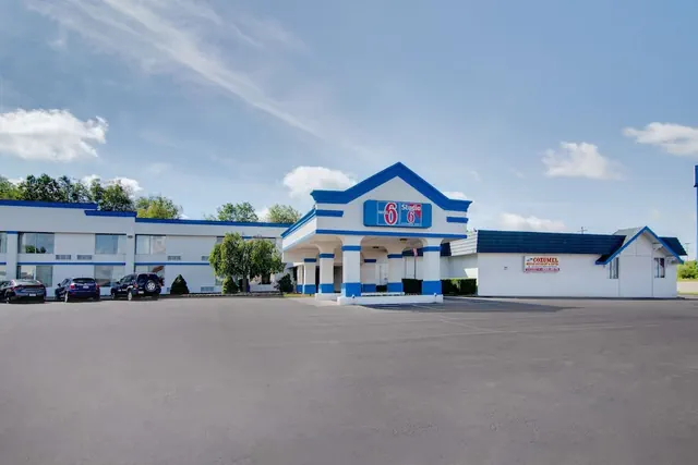 Photo 1 - Motel 6 Clarion, PA