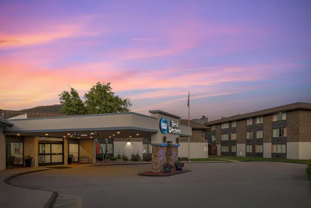 Photo 1 - Best Western Rochester Hotel Mayo Clinic Area/St. Mary's