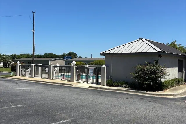 Photo 1 - Clarion Pointe