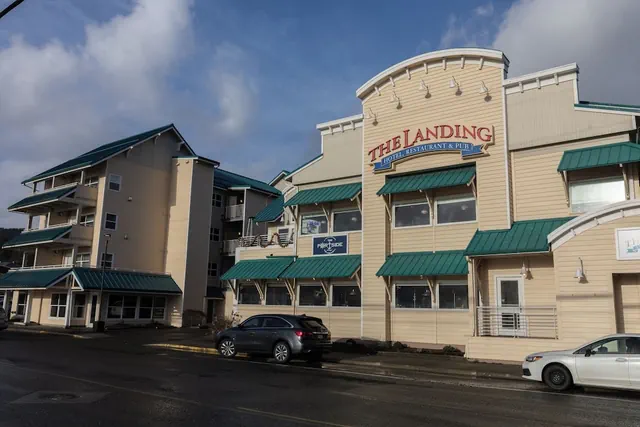 Photo 1 - The Landing Hotel & Restaurant