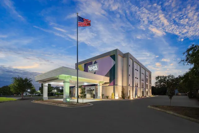 Photo 1 - Spark by Hilton Decatur