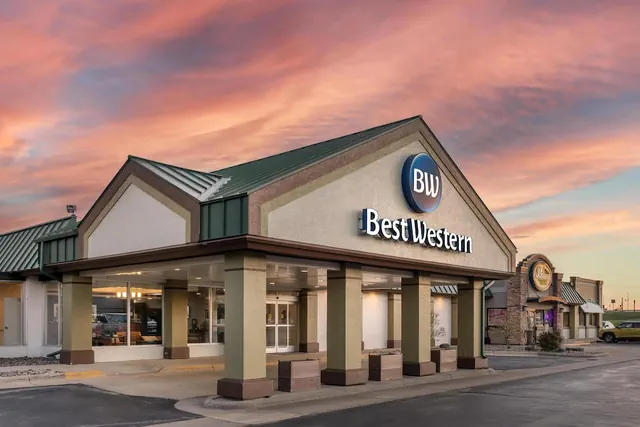 Photo 1 - Best Western Tomah Hotel
