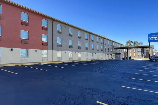 Photo 1 - Baymont by Wyndham Jefferson City