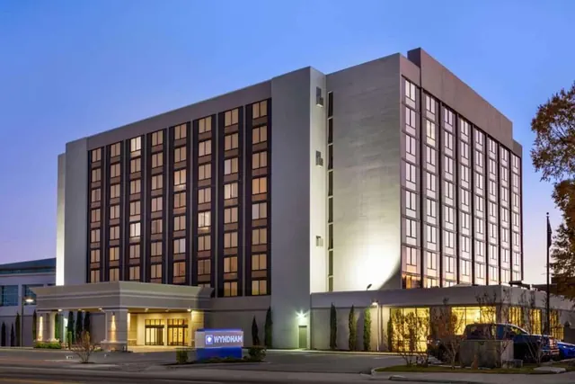 Photo 1 - Wyndham Fort Smith City Center