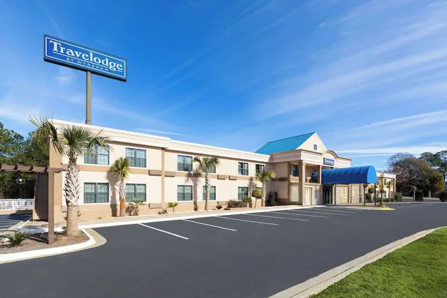 Photo 1 - Travelodge by Wyndham Perry National Fairgrounds Area I-75