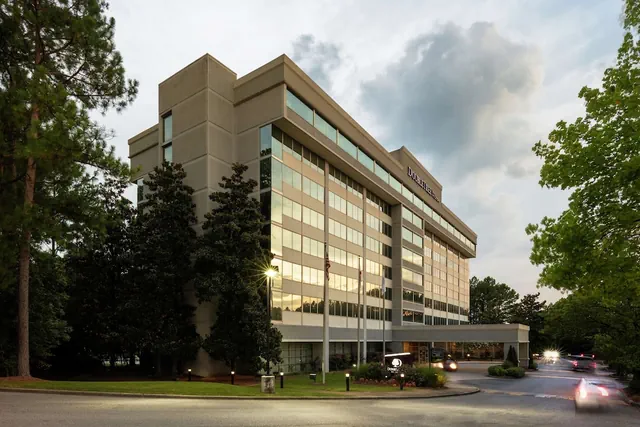 Photo 1 - DoubleTree by Hilton Birmingham Perimeter Park