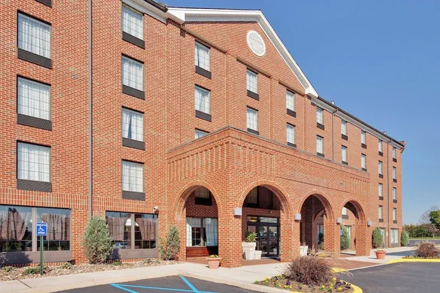 Photo 1 - Holiday Inn Express - Harrisburg East by IHG