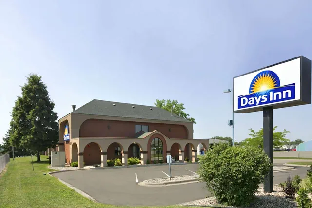Photo 1 - Days Inn by Wyndham Willmar