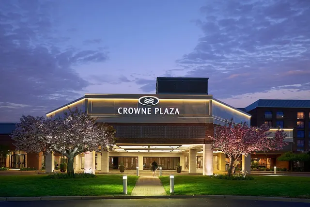 Photo 1 - Crowne Plaza Providence-Warwick Airport by IHG
