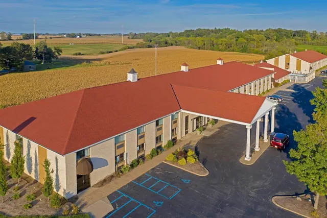 Photo 1 - Quality Inn Milan - Sandusky