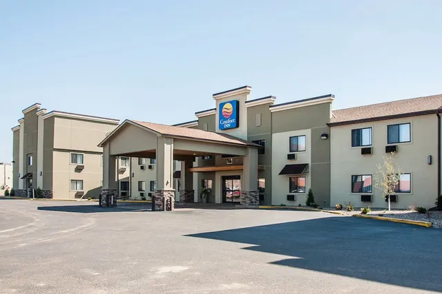 Photo 1 - Comfort Inn Dickinson