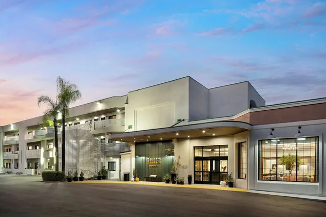 Photo 1 - Tiller House, Laguna Hills, A Tribute Portfolio Hotel