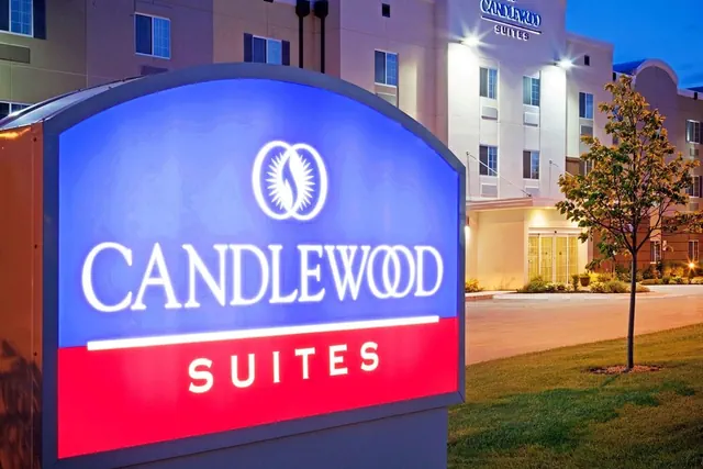 Photo 1 - Candlewood Suites Lenexa - Overland Park Area by IHG