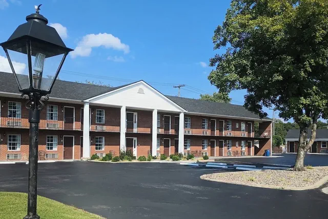 Photo 1 - Bourbon Capital Inn