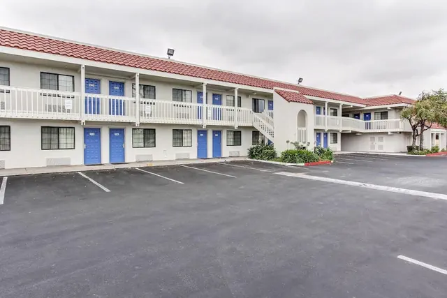Photo 1 - Motel 6 Salinas, CA - North Monterey Area