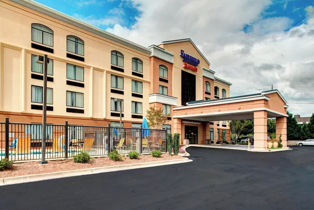 Photo 1 - Fairfield by Marriott Inn & Suites Anniston Oxford