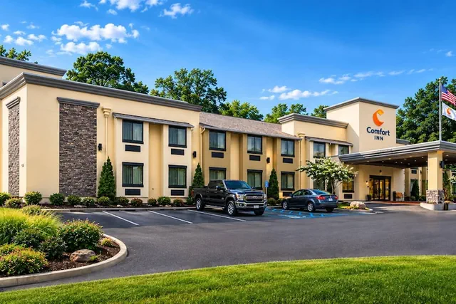 Photo 1 - Comfort Inn Tupelo Central