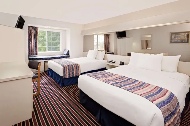 Photo 1 - Park Inn by Radisson, Madison East