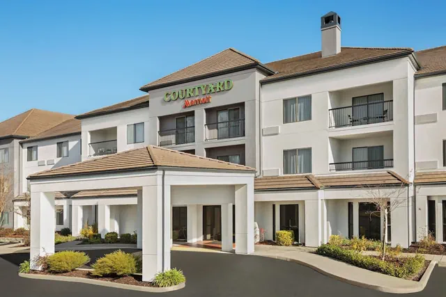 Photo 1 - Courtyard by Marriott Roseville