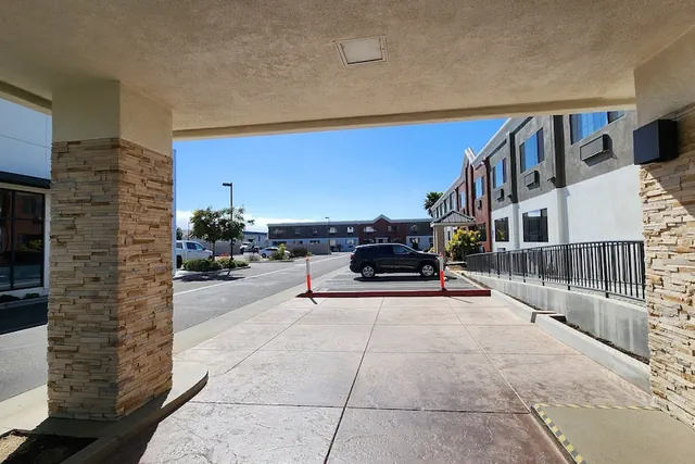 Photo 1 - Holiday Inn Express Lompoc by IHG