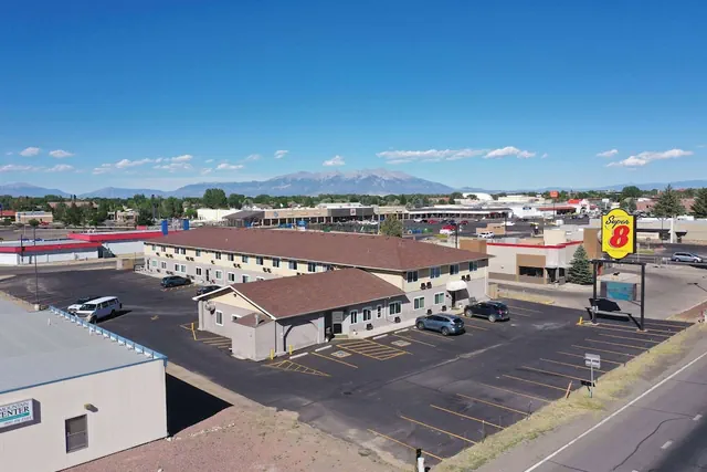 Photo 1 - Super 8 by Wyndham Alamosa