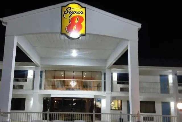 Photo 1 - Super 8 by Wyndham Ocean Springs Biloxi