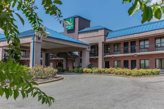 Photo 1 - Quality Inn Calera I-65 exit 231