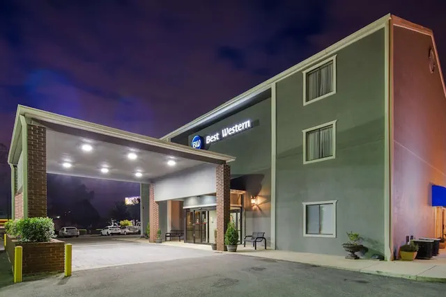 Photo 1 - Best Western River City Hotel