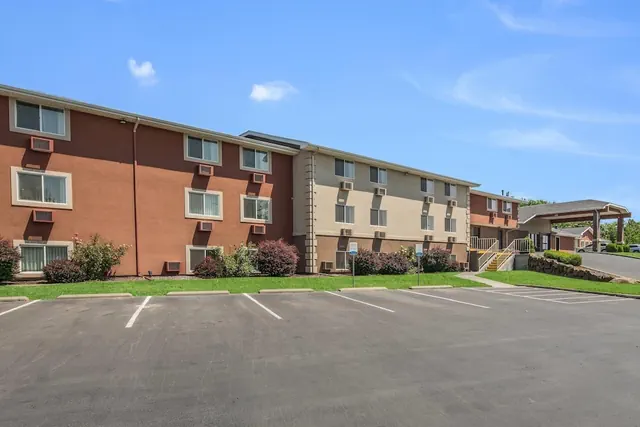Photo 1 - Quality Inn & Suites Downtown Walla Walla