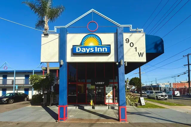 Photo 1 - Days Inn by Wyndham Los Angeles LAX Airport/Stadium Area