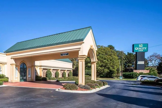 Photo 1 - Quality Inn Richmond Hill - Savannah I-95
