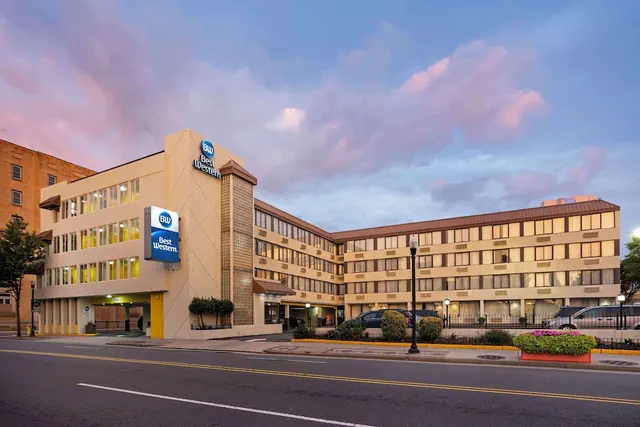 Photo 1 - Best Western Atlantic City Beach Block