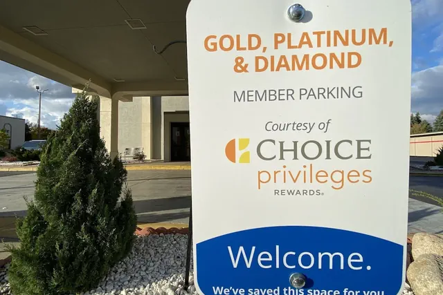 Photo 1 - Clarion Inn & Suites Grand Rapids Airport