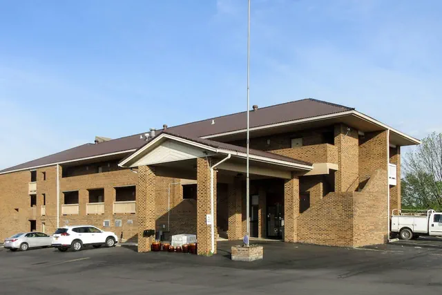 Photo 1 - Quality Inn Harrodsburg