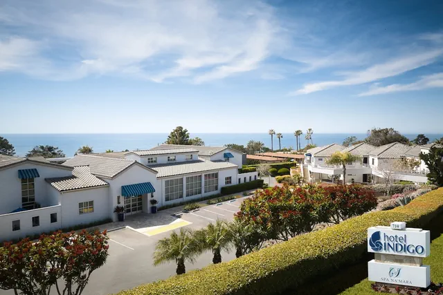 Photo 1 - Hotel Indigo San Diego Del Mar by IHG