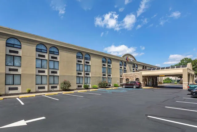 Photo 1 - Comfort Inn Edison - New Brunswick