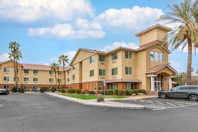 Photo 1 - Extended Stay America Suites Phoenix Midtown