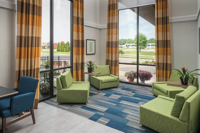 Photo 1 - Holiday Inn Express Springfield by IHG