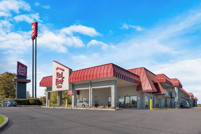 Photo 1 - Red Roof Inn Winchester, VA